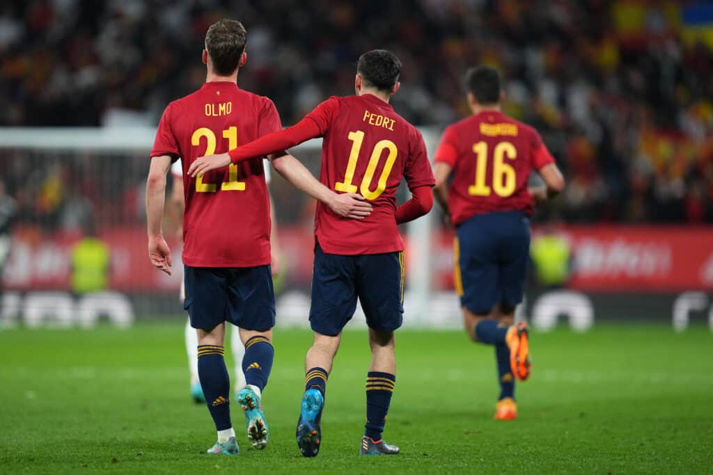 De laatste ronde van de Nations League wordt gespeeld. Spanje staat er goed voor een ontmoet de Zwitsers. Wij beschouwen voor.